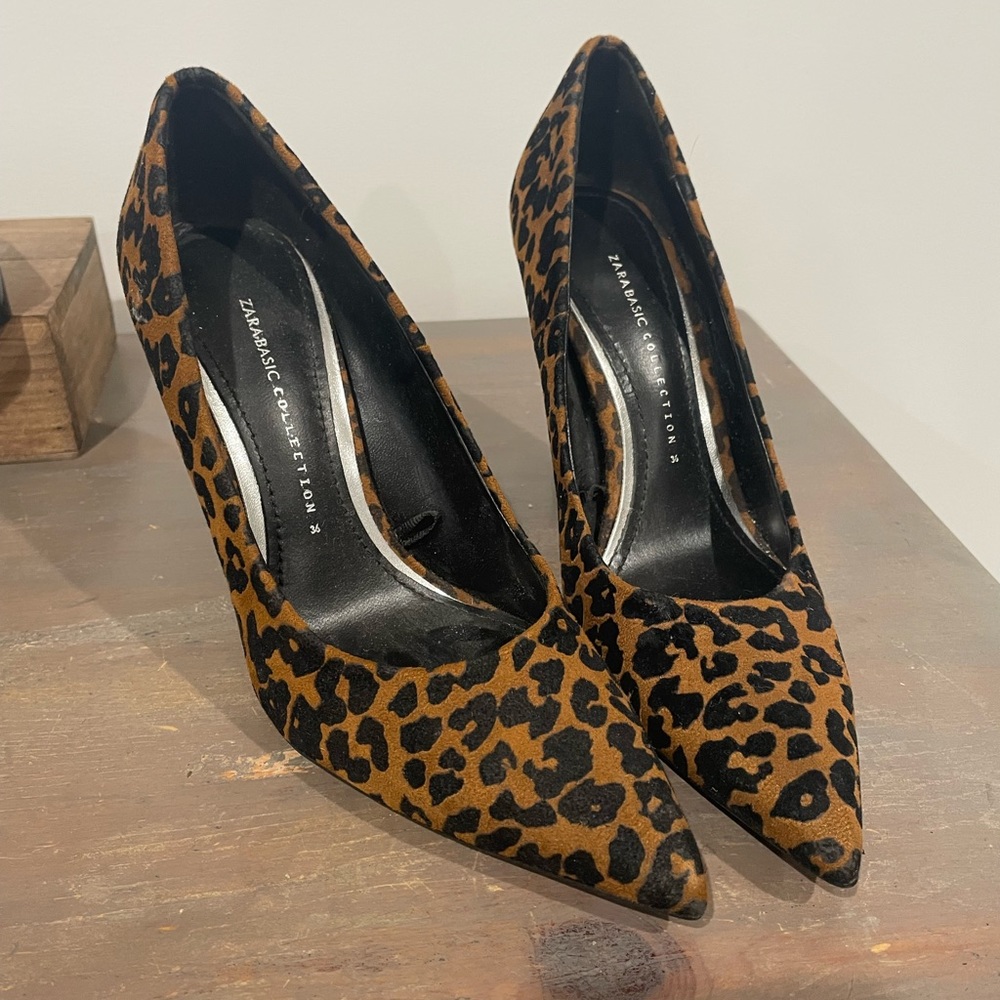 Zara suede heels